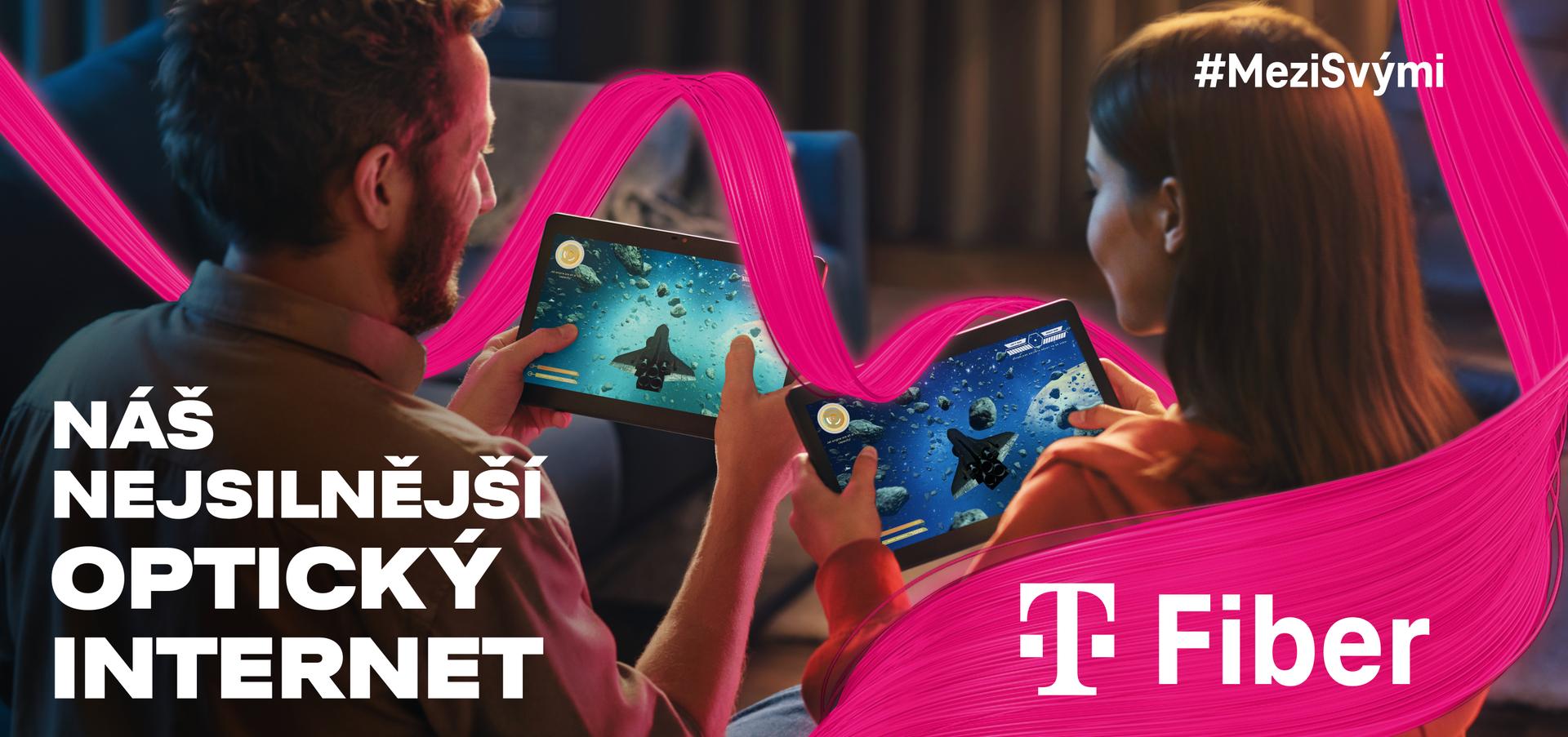 A man and a girl holding a tablet